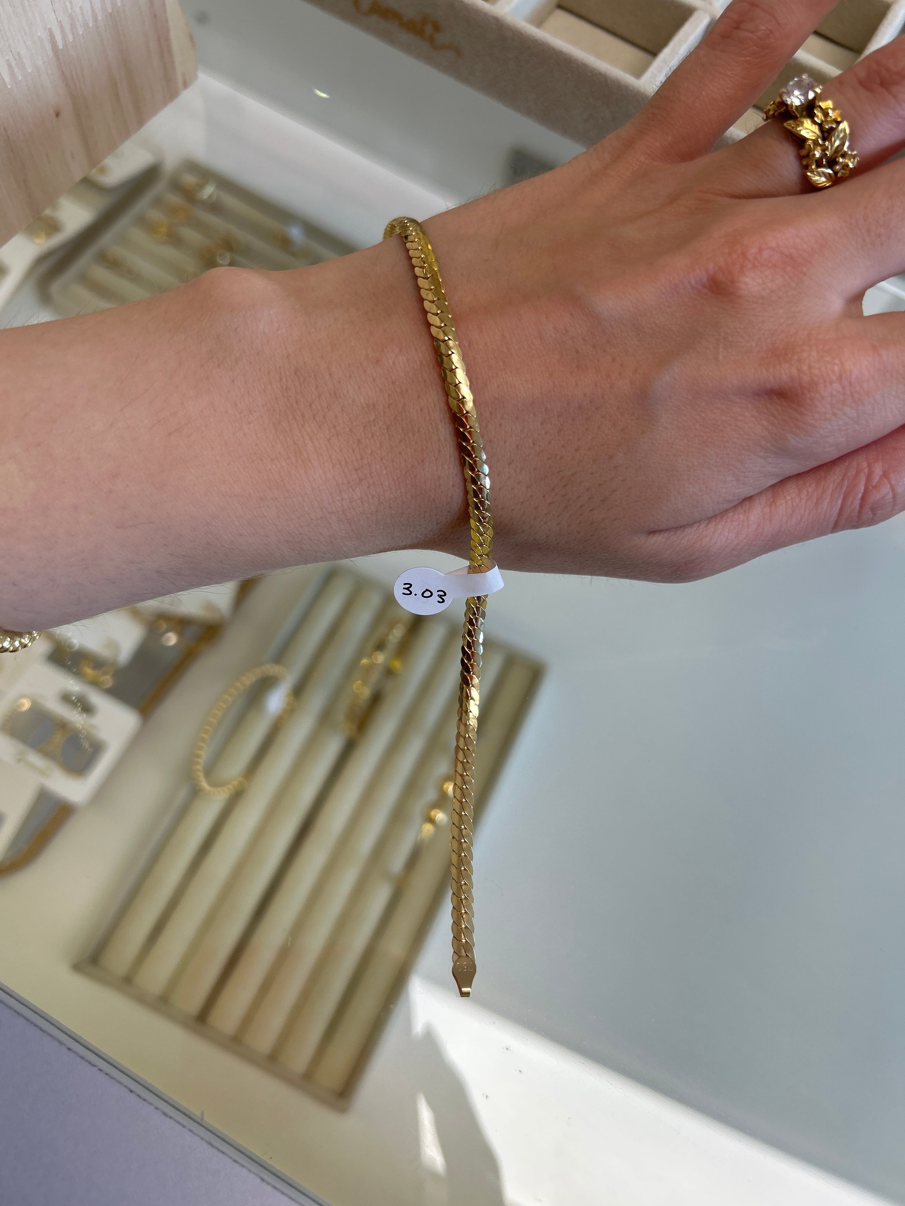 18k gold cobra bracelet, 19cm, 4.19g