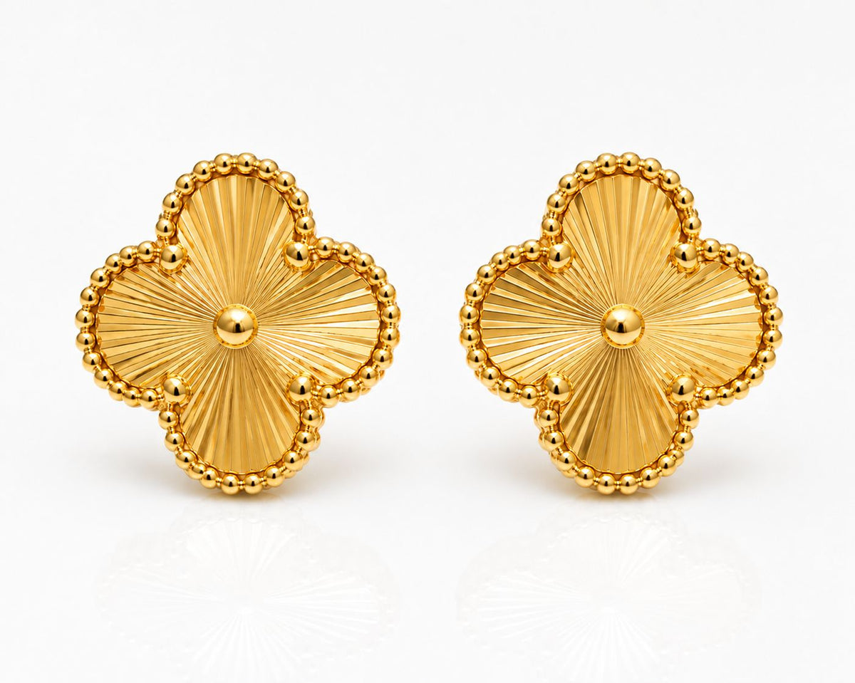 Clous trèfles 18 carats, 12 mm (moyen), 1,82 g