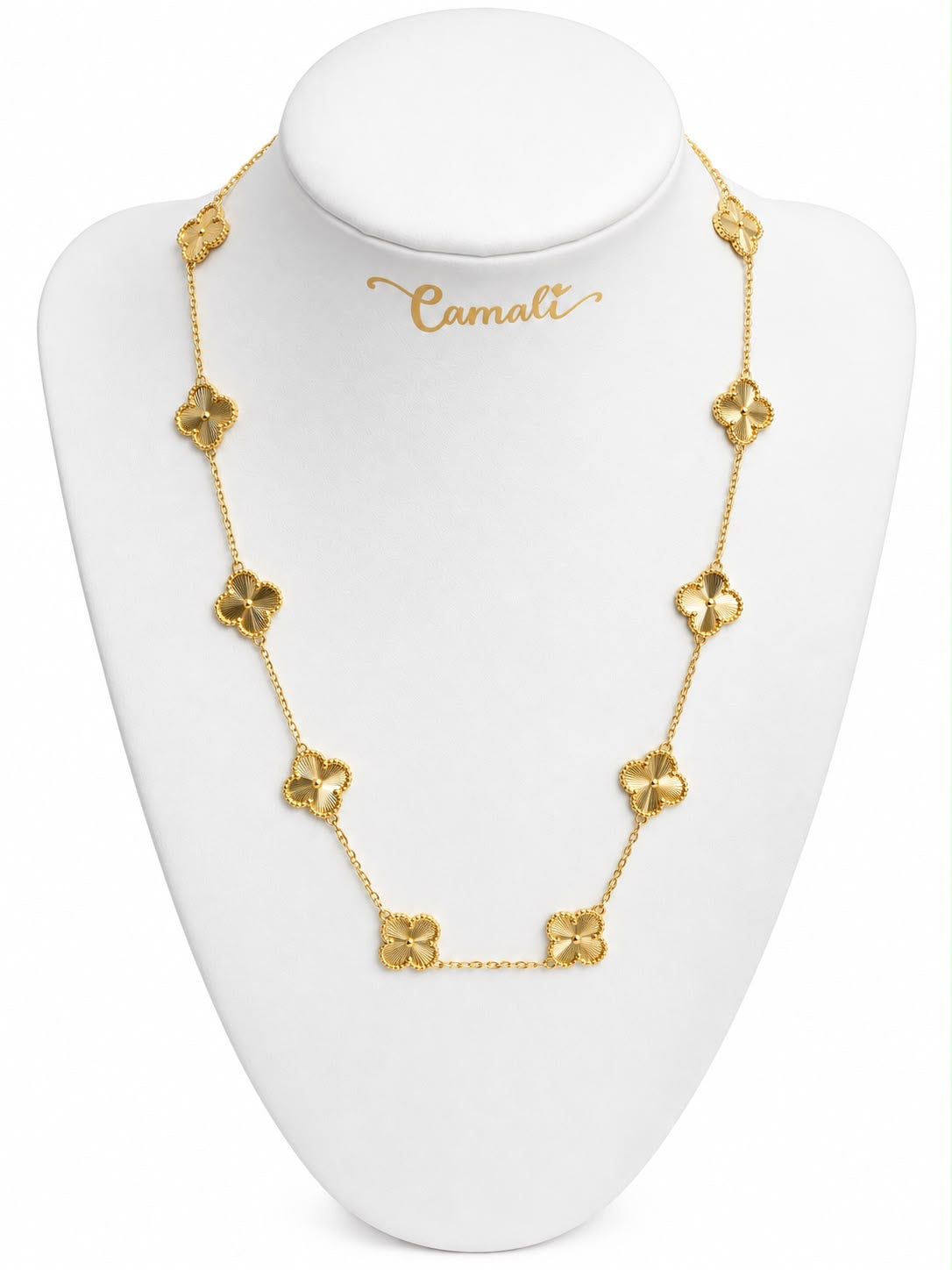 Or 18 carats, 10 trèfles de taille moyenne de 12 mm, collier réglable de 40 à 45 cm, 8,76 g