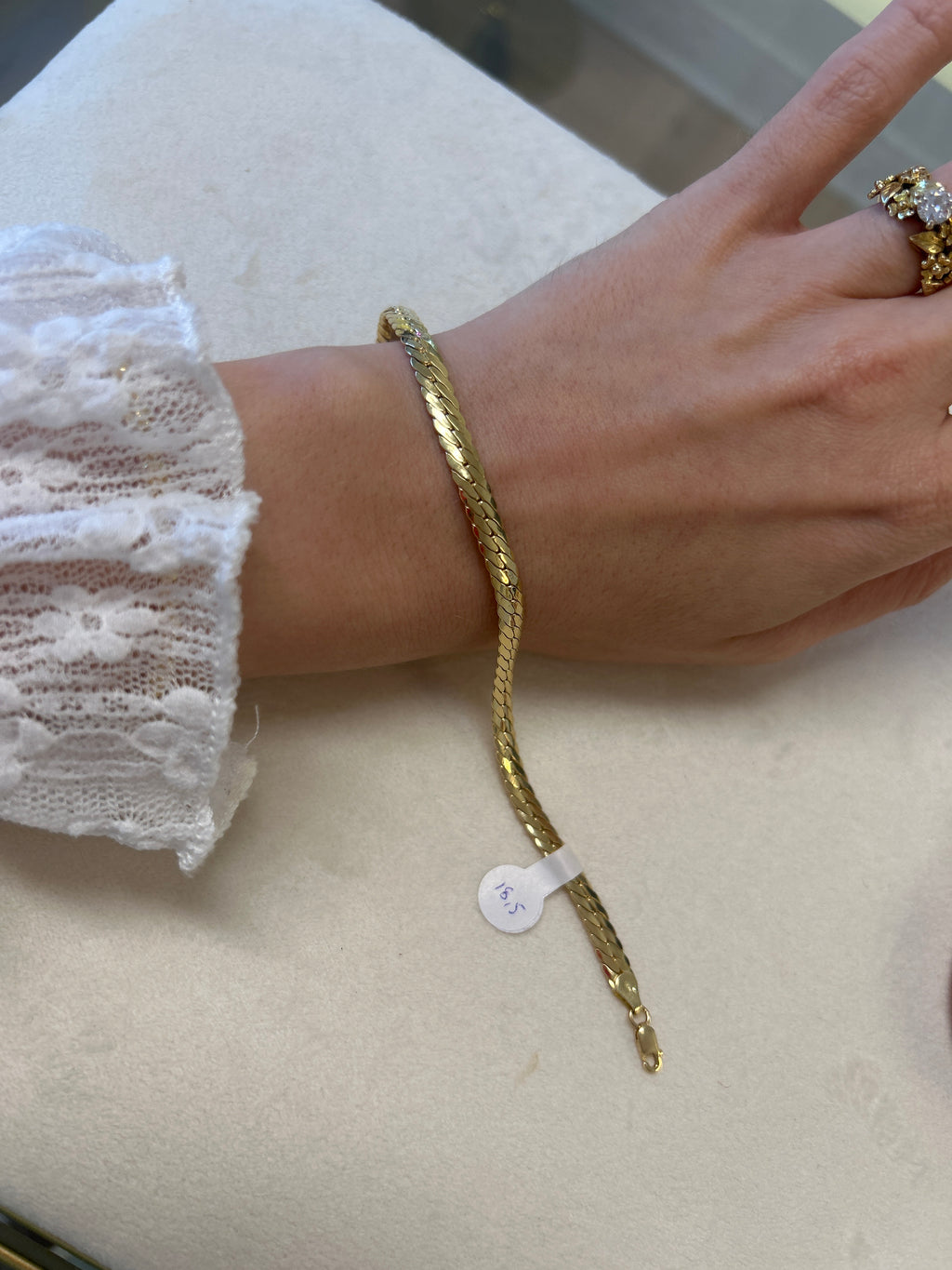 18k gold cobra bracelet, 18.5cm, 4.19g, 5mm thickness