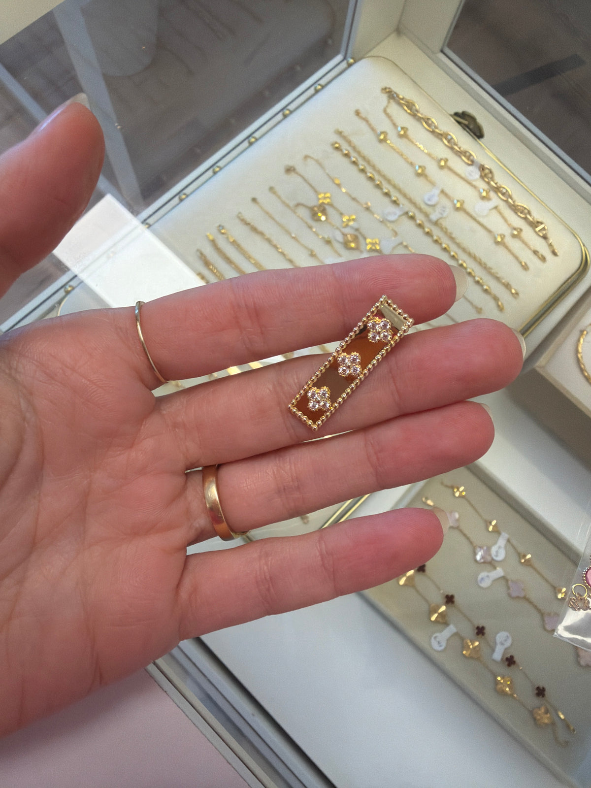 18k gold clovers with zirconia stones flat pendant, 30mm, 2.09g