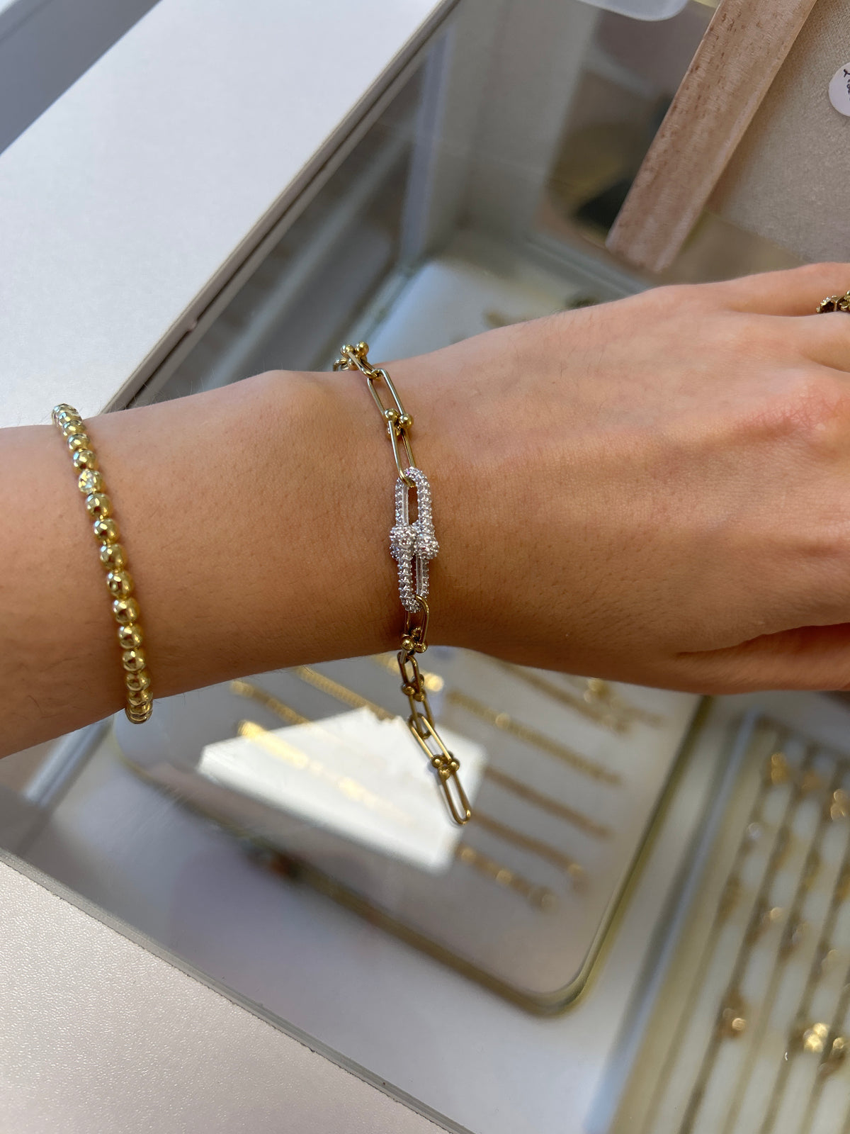 Bracelet style gourmette en or massif 18 carats avec pierres en zircone, 19 cm, 7,65 g