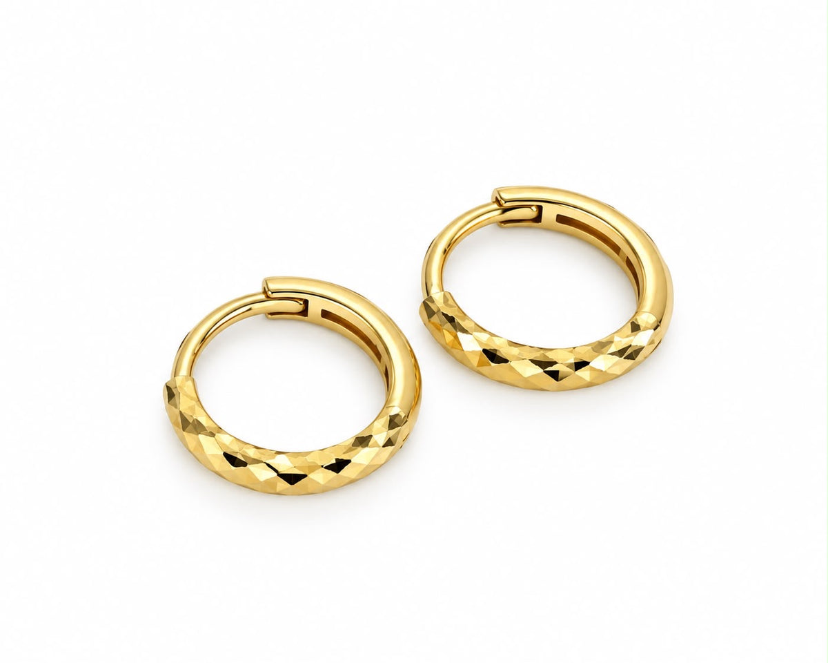 18k solid gold small Huggies 11mm, 1.13g