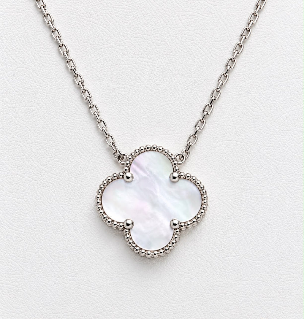 Collier trèfle en or blanc 18 carats, 15 mm, 40-45 cm, 2,62 g