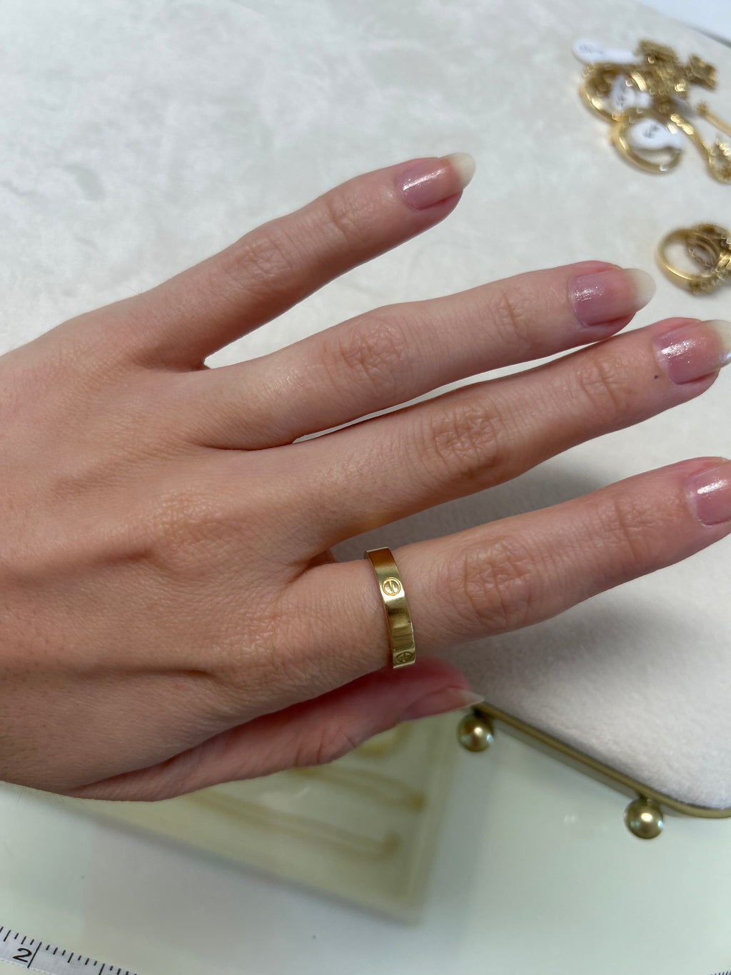 18K Gold Ring, Love Style, size 8, 2.62g