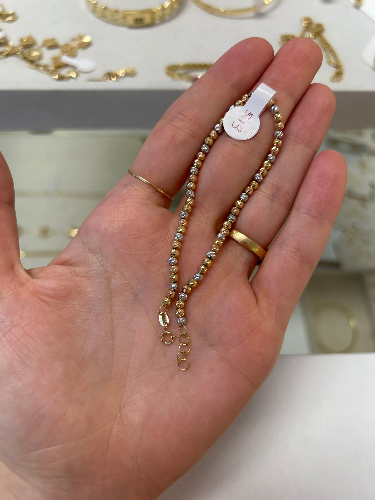 Bracelet en perles tricolores en or 18 carats, 17-18,5 cm, 3,13 g