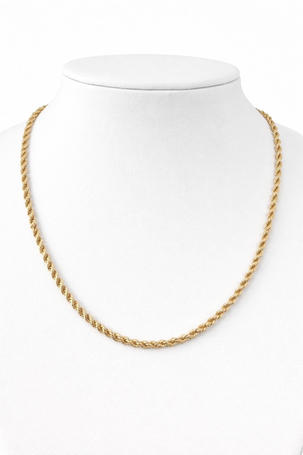 Chaîne torsade d’or 18k , 45cm, 4.59g image 0