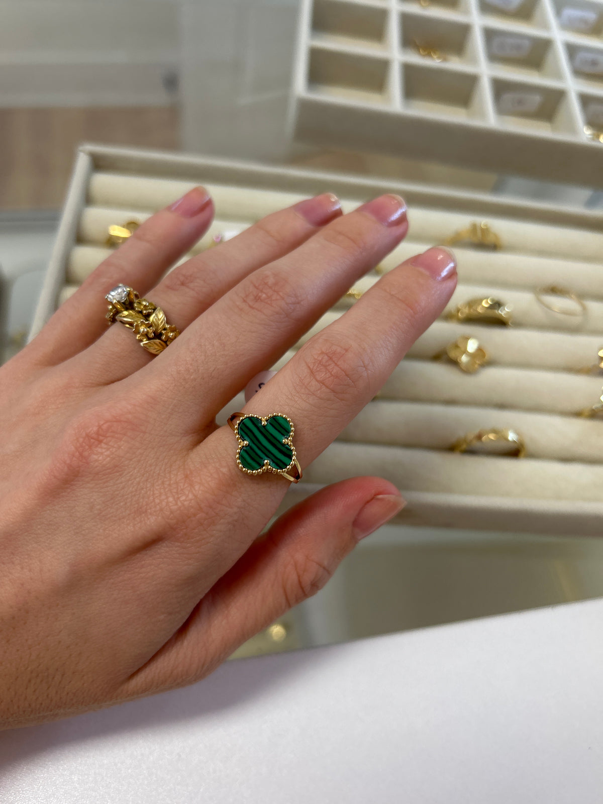 Bague en or 18 carats avec malachite, taille 7,5, 2,25 g