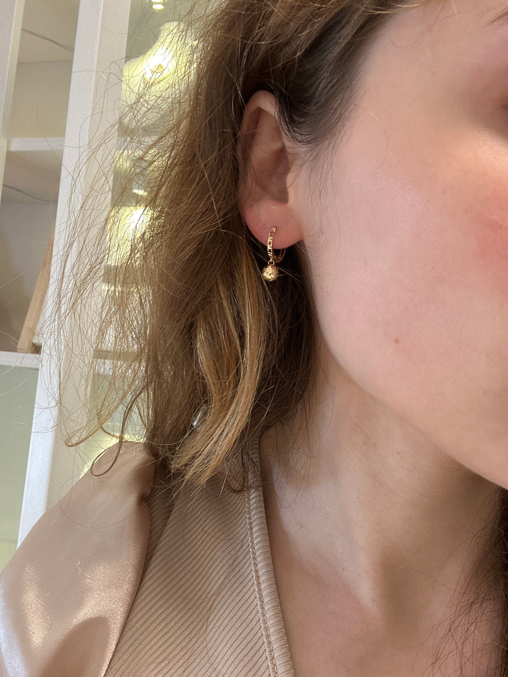 18k gold dangling earrings , ball, Huggies type (12mm), 1.67g