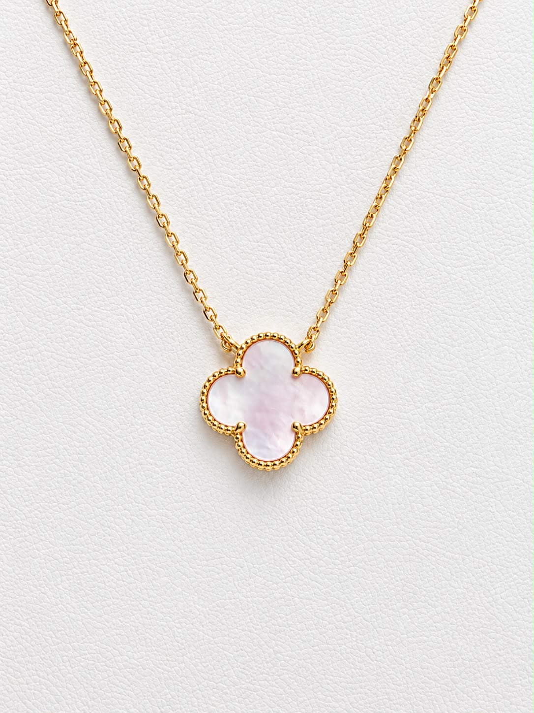 Collier trèfle en or 18 carats avec nacre rose 10 mm (moyen), ajustable 40-45 cm, 2,30 g