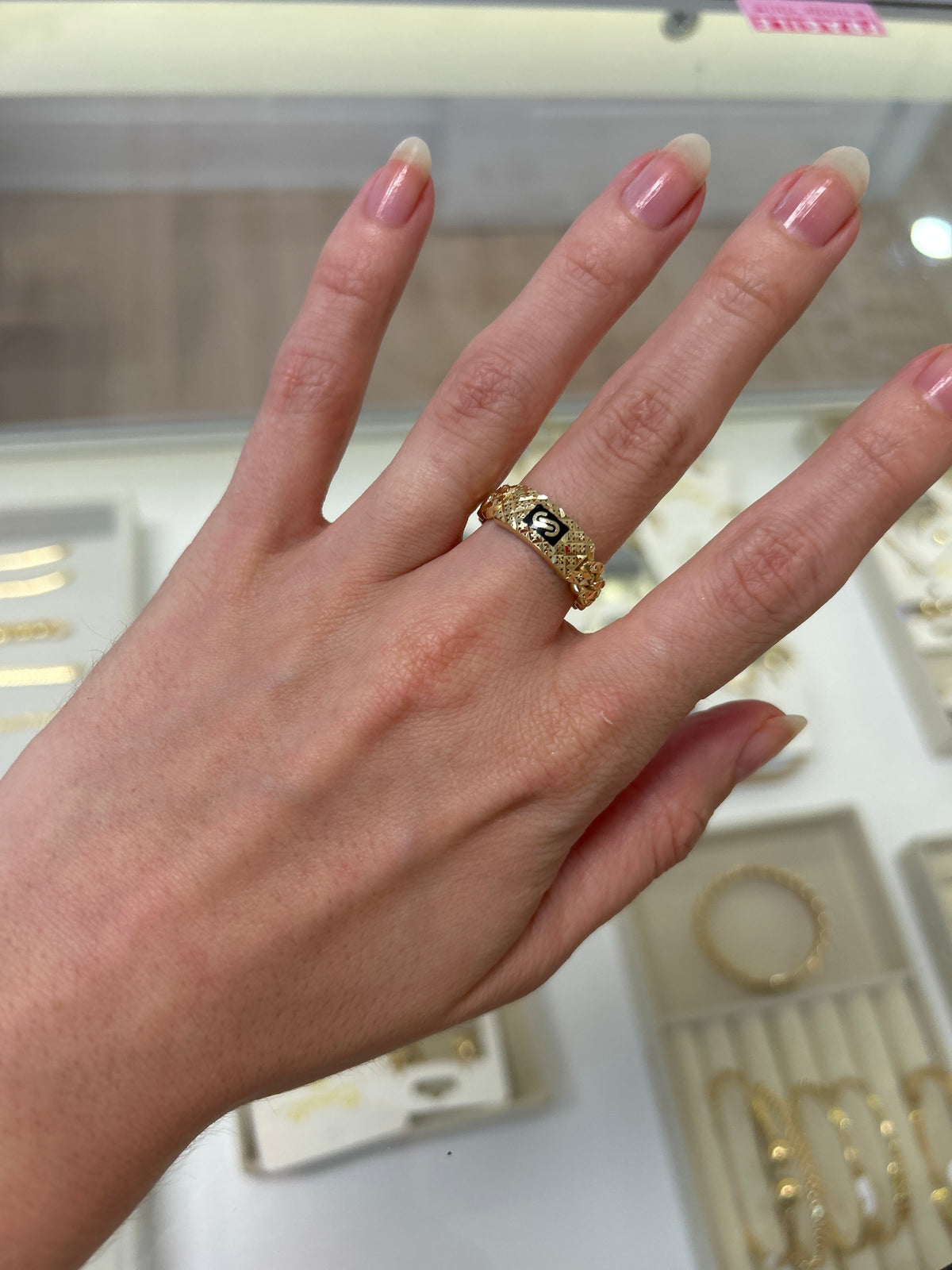 Bague en or 18 carats, taille 8,5, 2,7g
