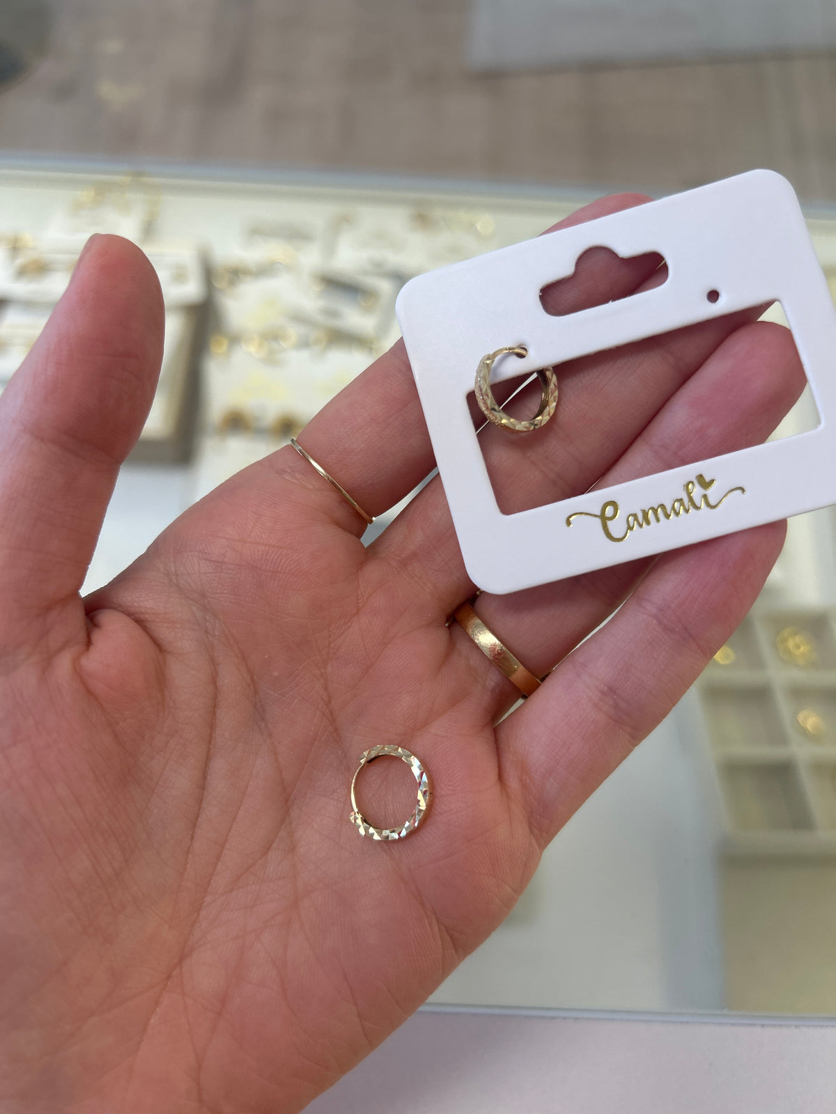 18k gold textured Huggies, 12mm, 1.33g