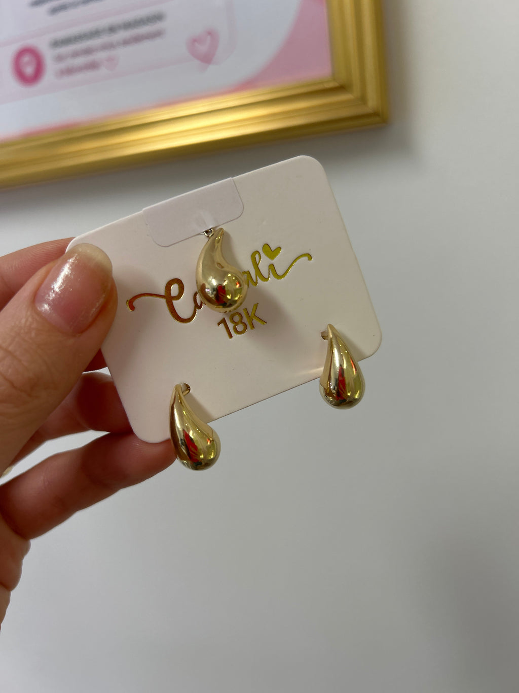 18k gold teardrops medium size 20mm, 3.25g