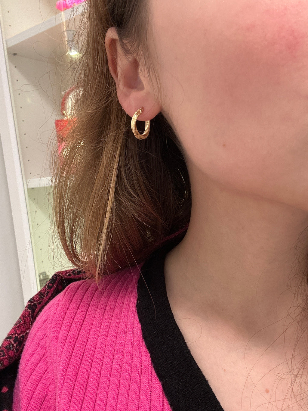 18 K gold twisted , 15mm, 1.17g