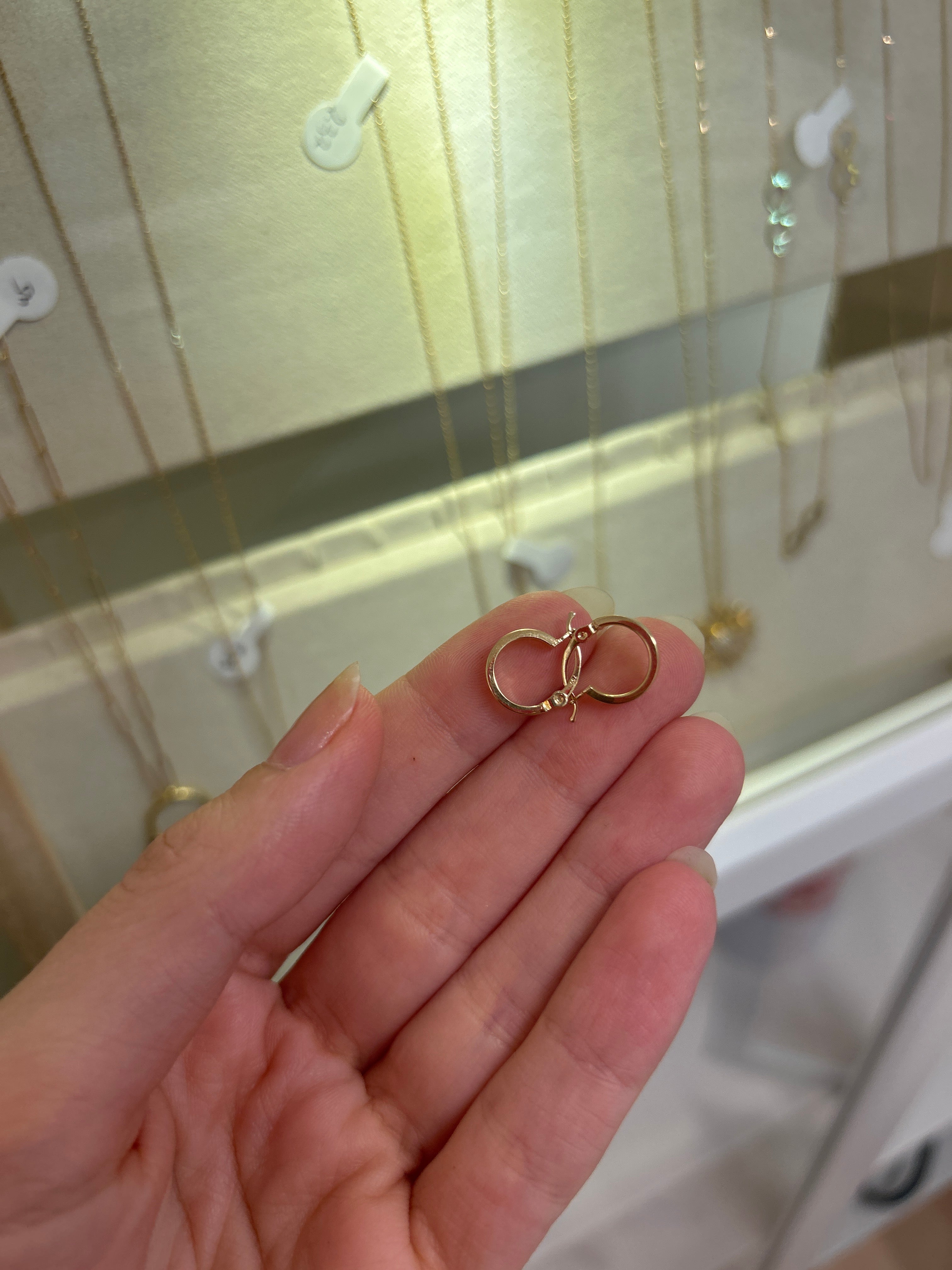 18k gold small hoops (9mm) for baby kids or 2nd piercing, 1.01g