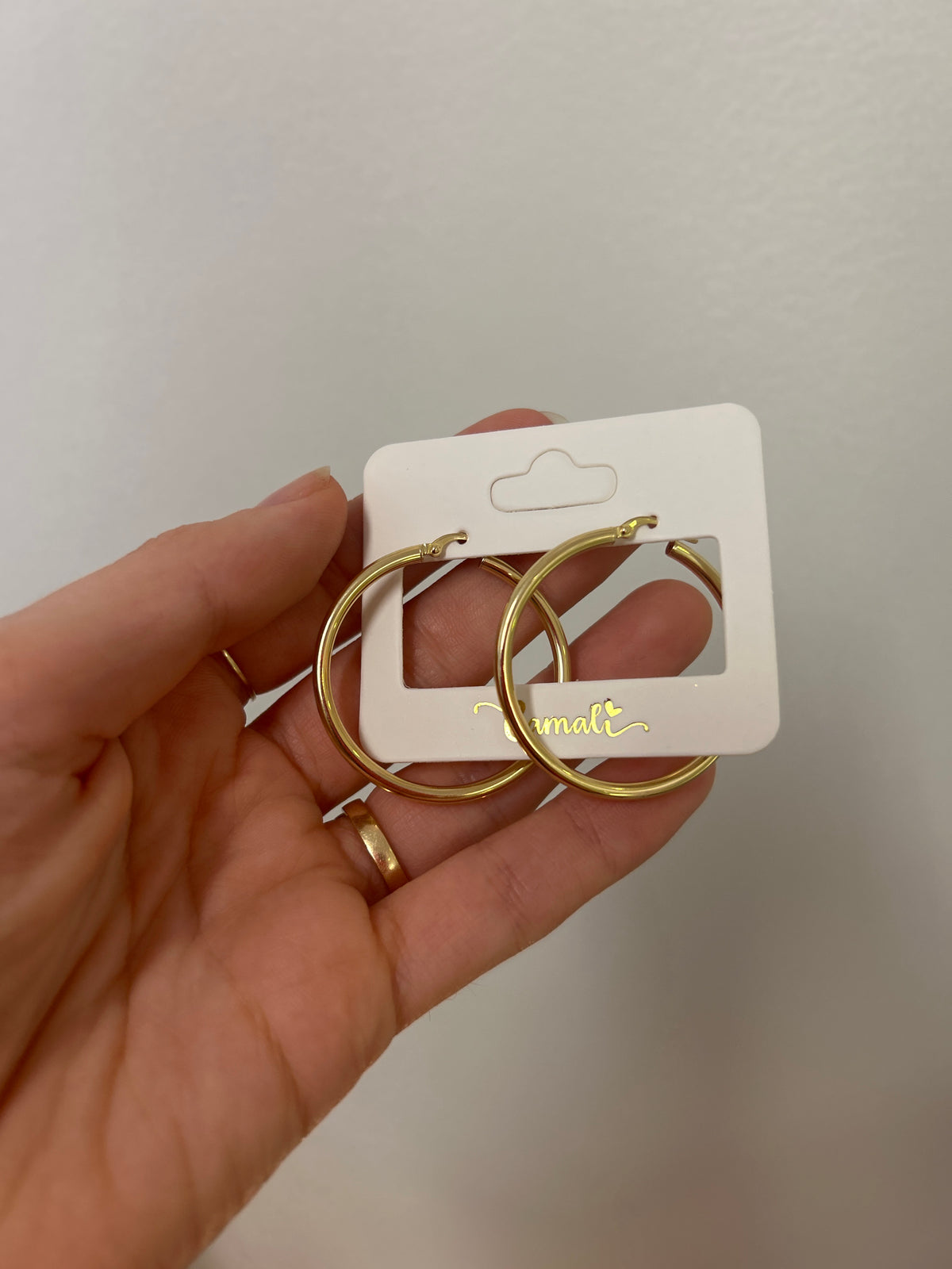 18k gold hoop, 35mm, 2.28g