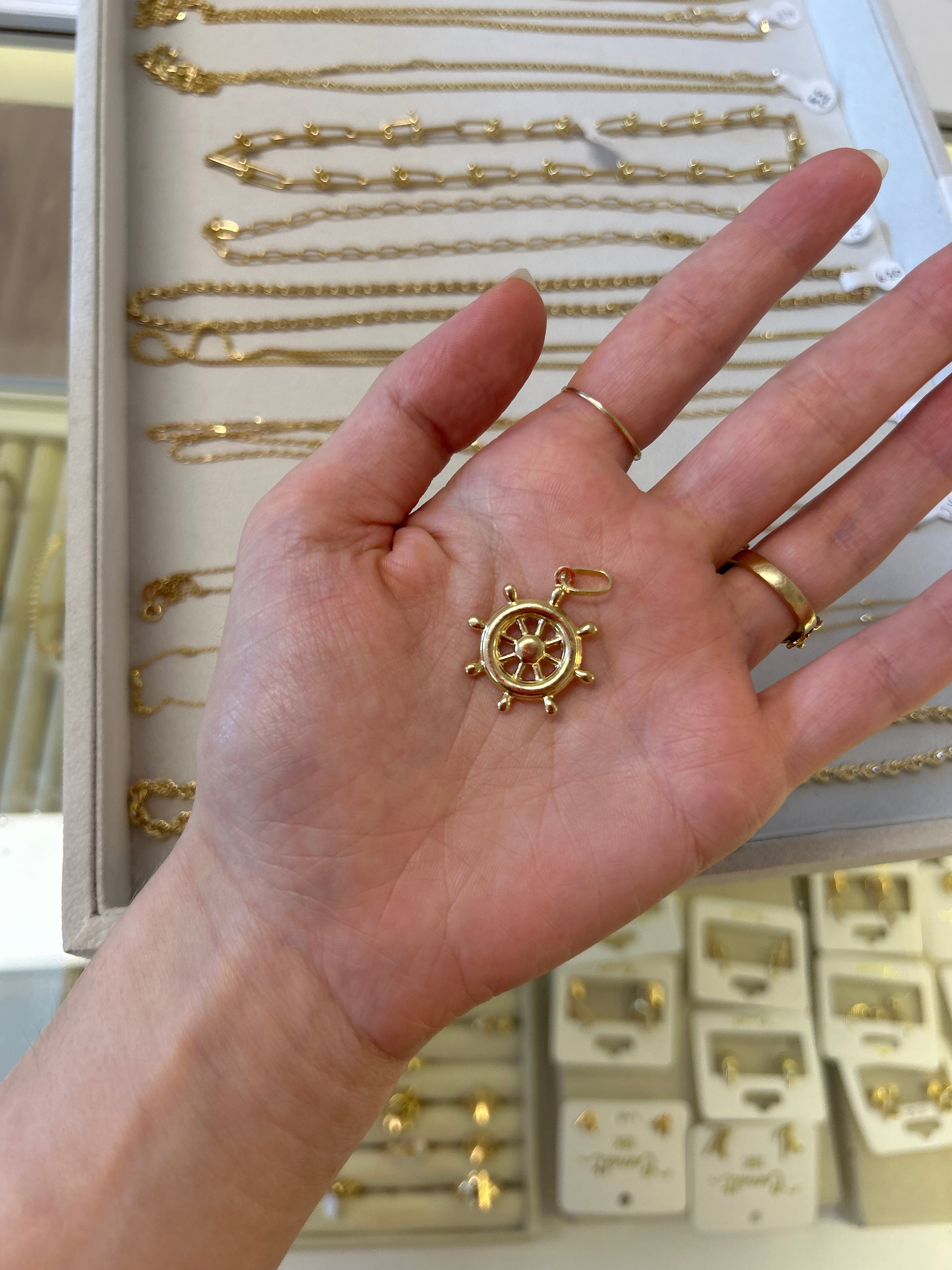 18k gold wheel , 23mm, 1.79g