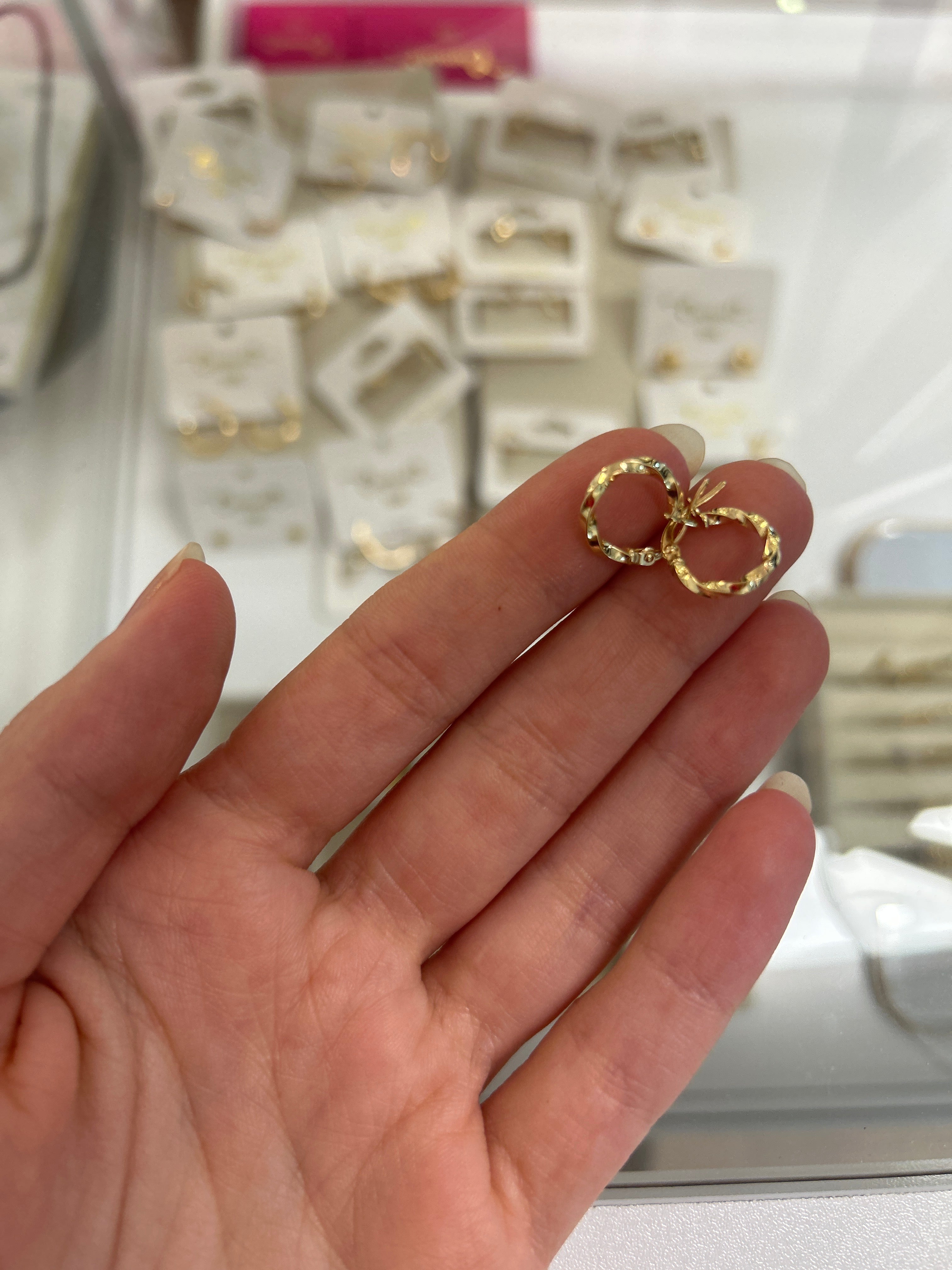 18k gold small hoops (11mm), 0.71g