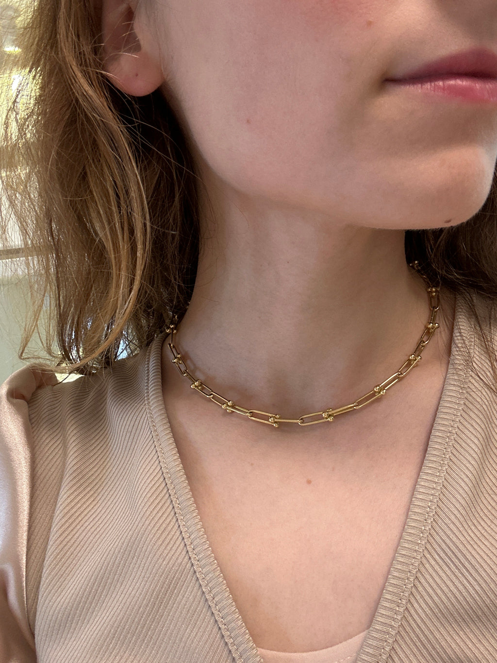 Collier ras-de-cou chaîne style quincaillerie en or 18K, 40cm, 8.22g