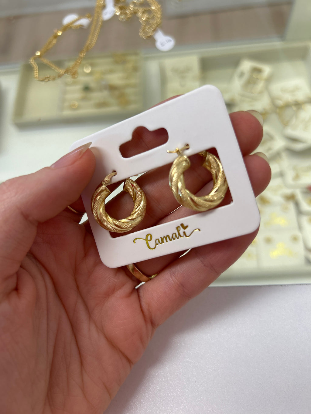 18k gold twisted hoops, 18mm, 2.79g