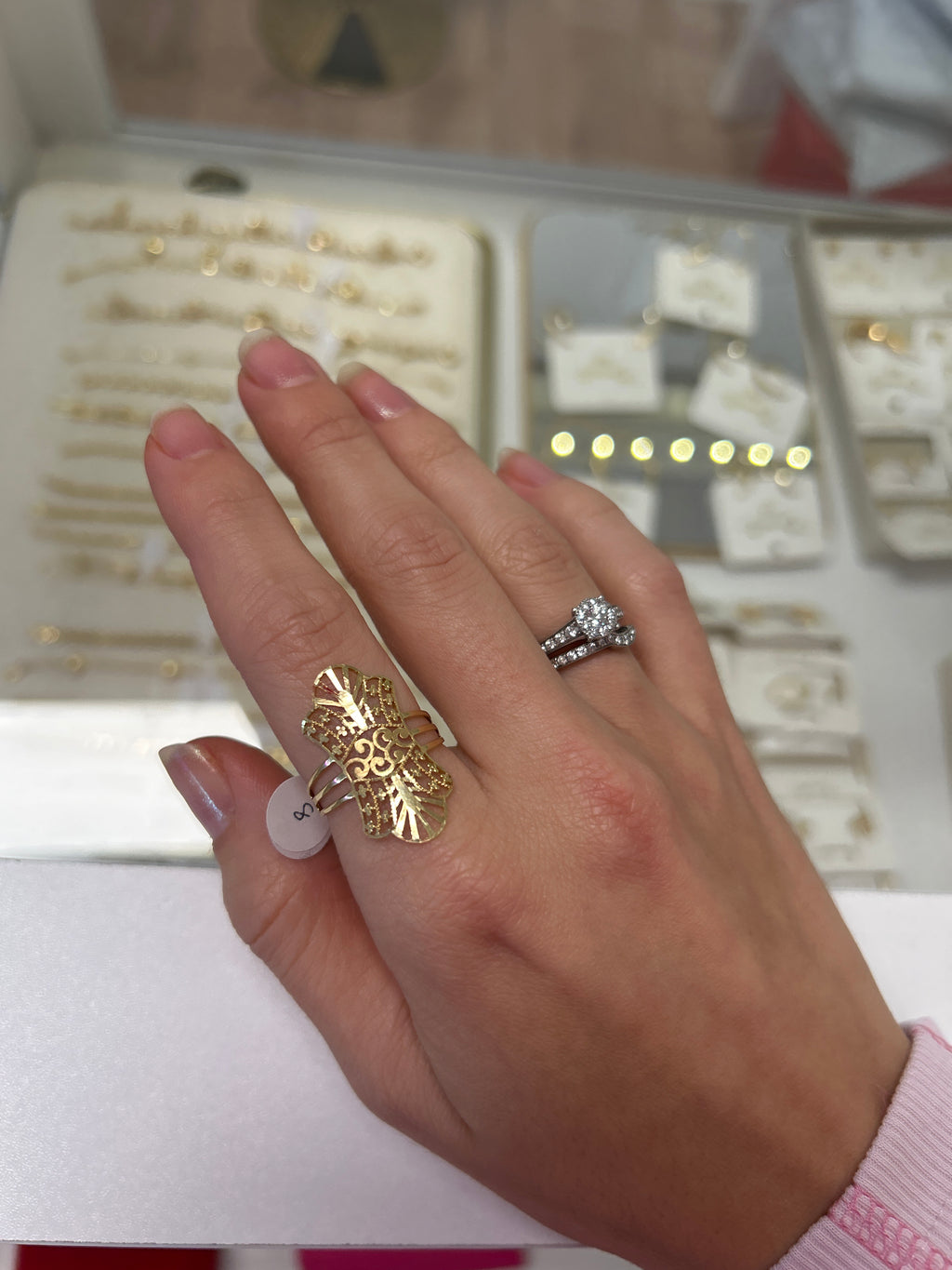 18k gold power ring, size 8, 1.86g