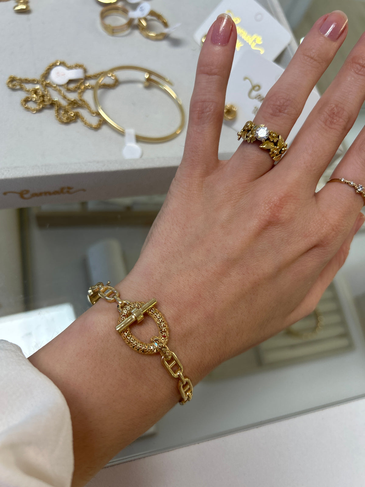 Bracelet à fermoir barre en T en or 18 carats, maille diamant, taille 16 (petit), 8,39 g