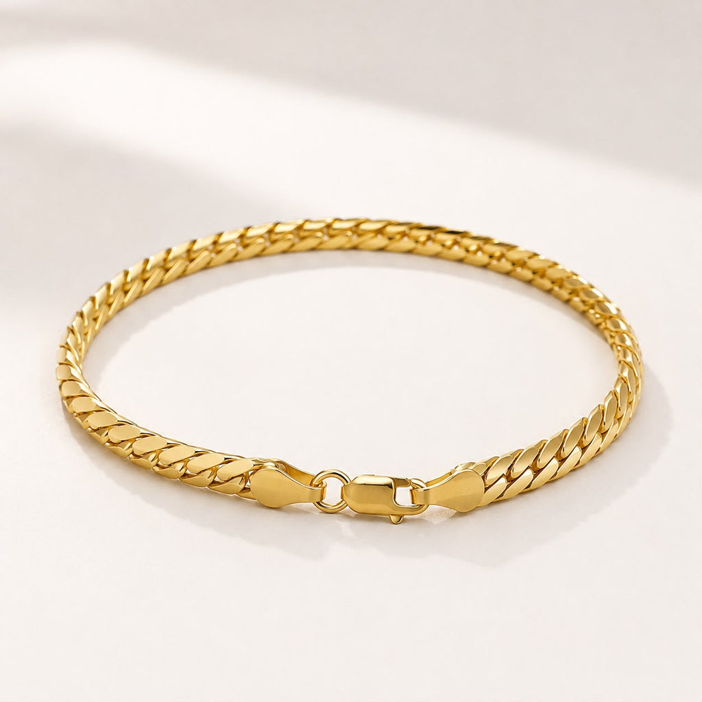 18k gold cobra bracelet, 18.5cm, 4.19g, 5mm thickness