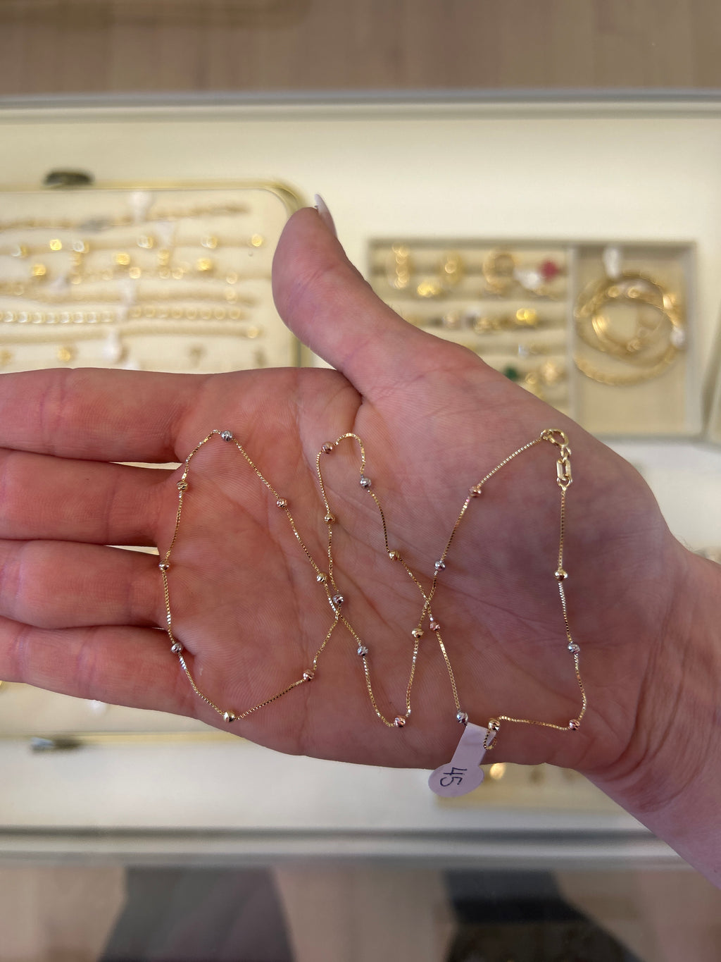 18k gold box chain with tritone beads, 45cm, 2.59g