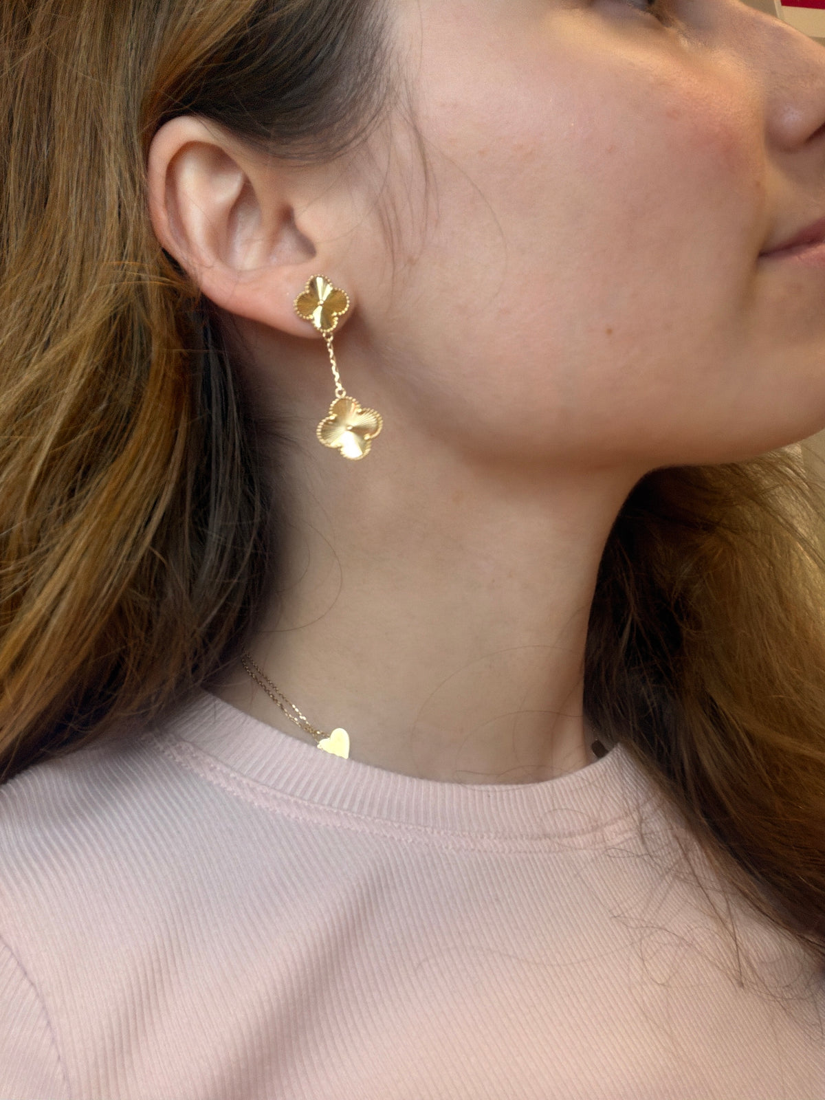 18k gold dangling clovers earrings (12-15mm), 3.98g