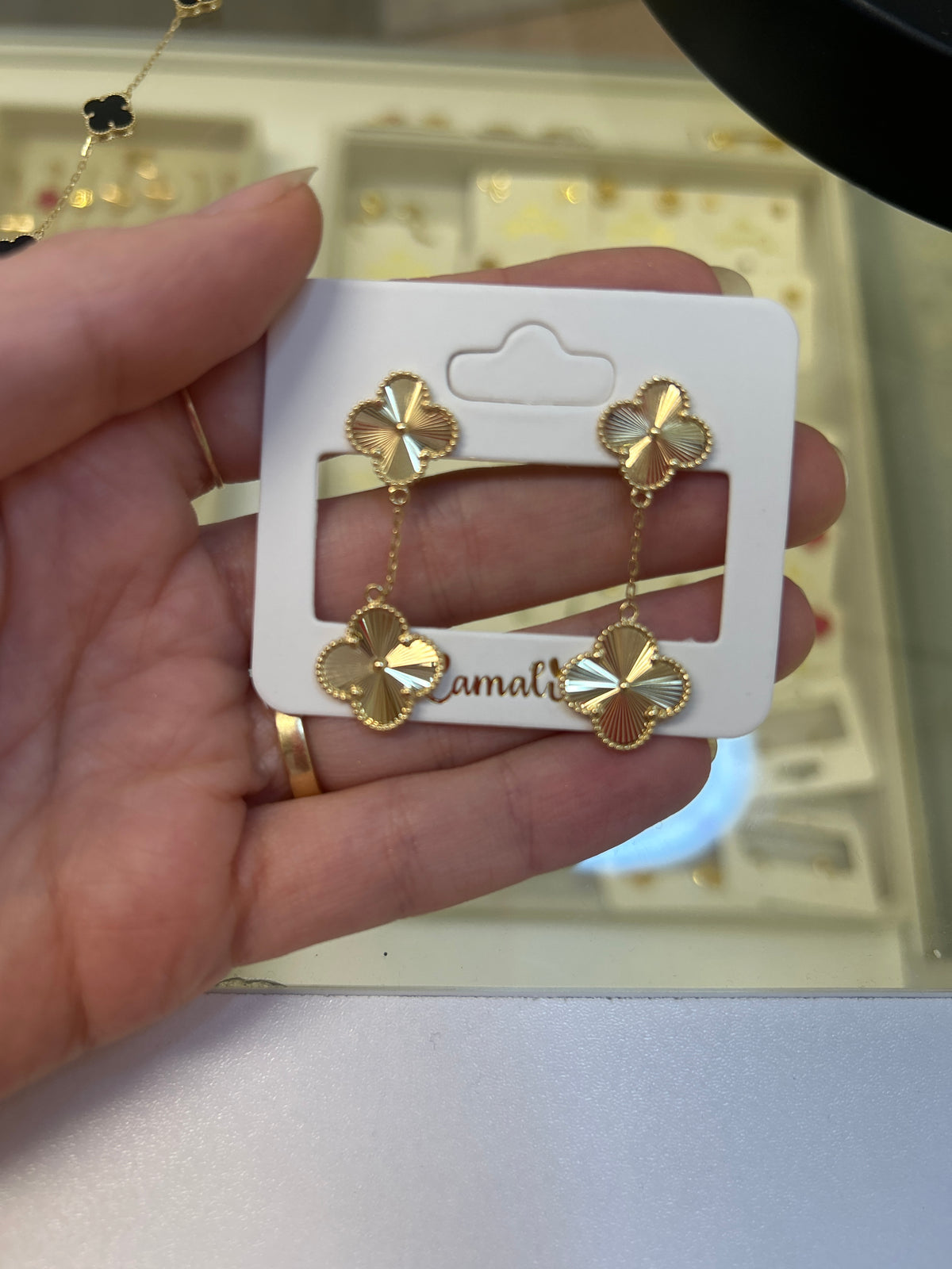 18k gold dangling clovers earrings (12-15mm), 3.98g